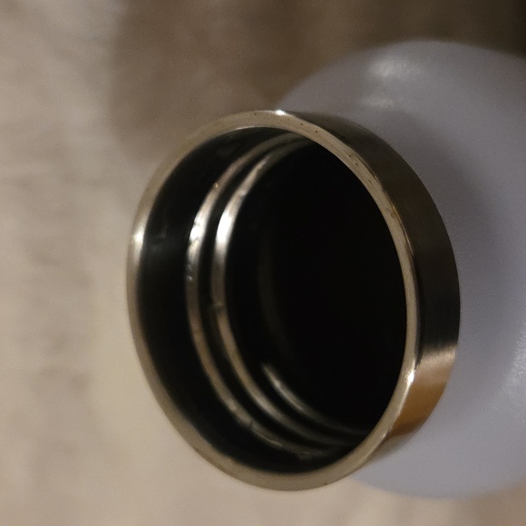 Hydro Flask 24oz Lavender Bottle with Black Lid And Handle - Picture 6 of 12